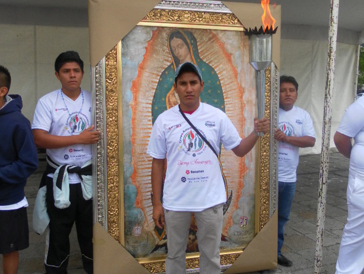 Ruegan por reforma migratoria en el día de la Guadalupana